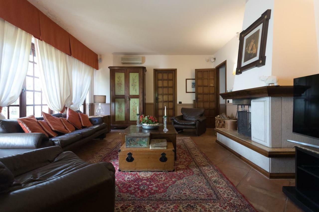 Villa Gabriella - Mondello Eksteriør billede